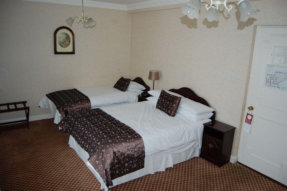 Dooly'S Hotel Birr Buitenkant foto