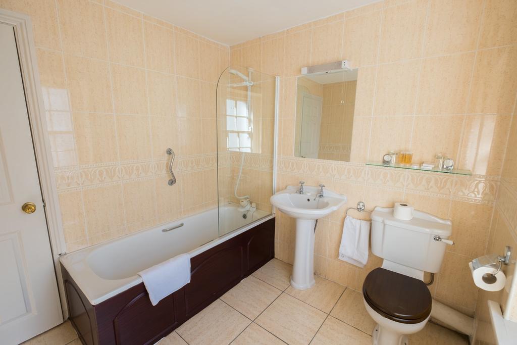 Dooly'S Hotel Birr Buitenkant foto