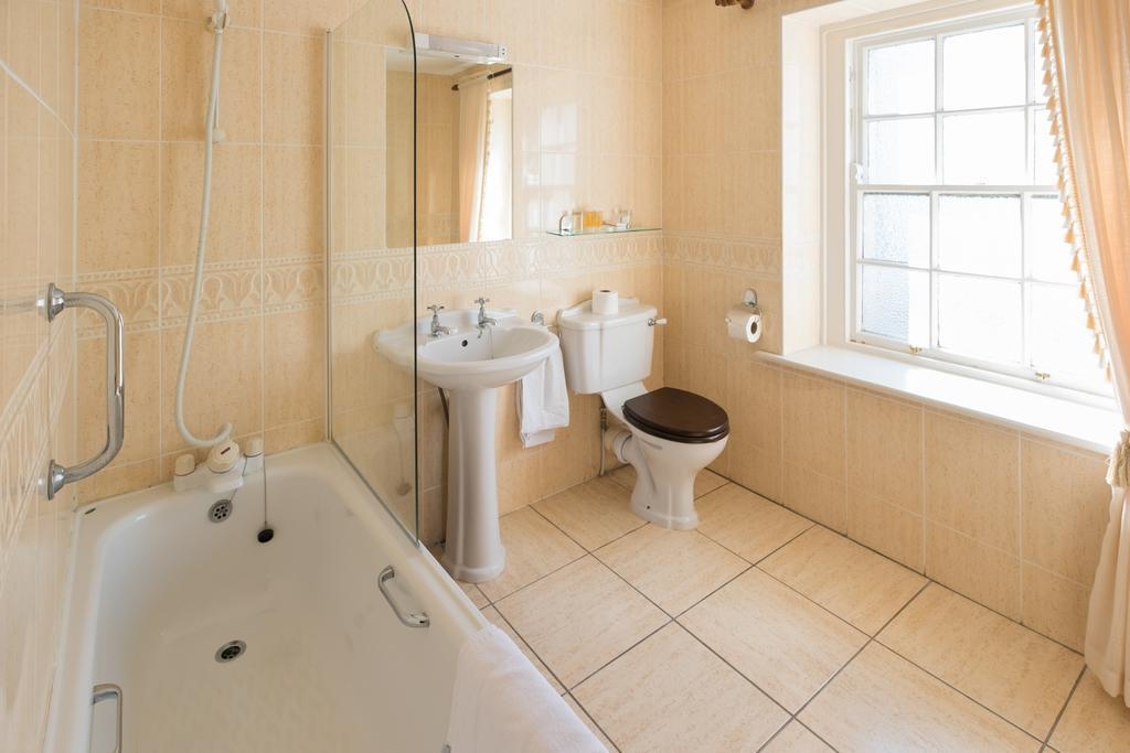 Dooly'S Hotel Birr Buitenkant foto