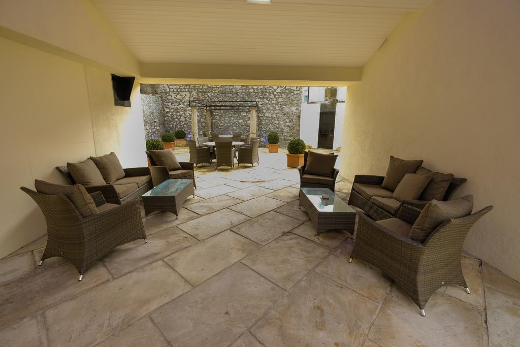 Dooly'S Hotel Birr Buitenkant foto